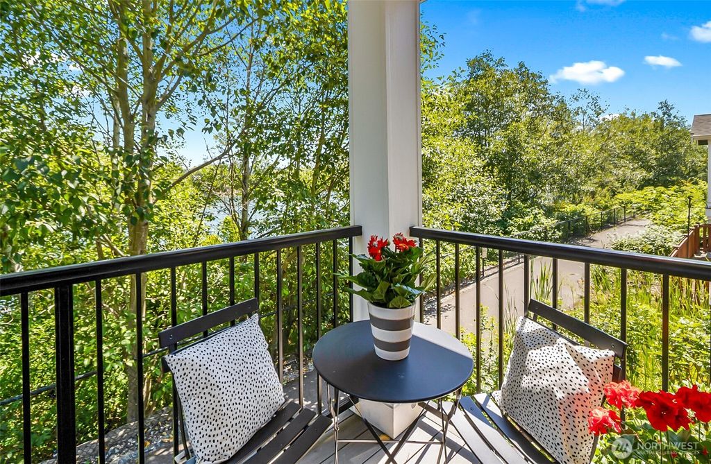 Photo of 3423 31st Drive, Everett, WA 98201 (MLS # 2409878)