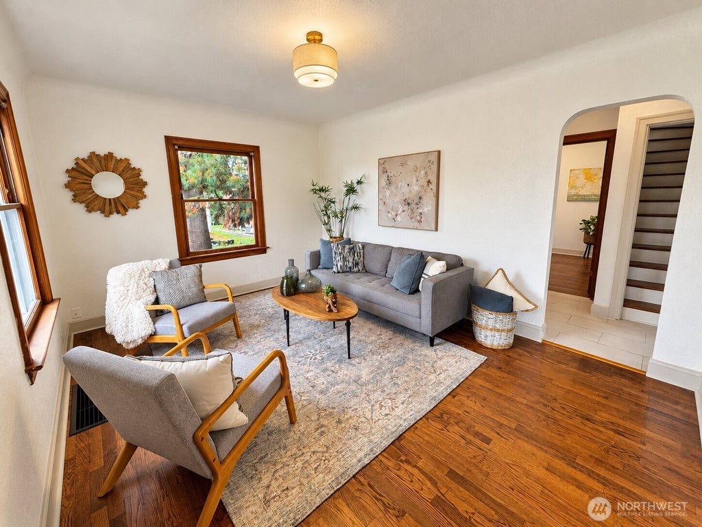 Photo of 1009 9th Street, Bremerton, WA 98337 (MLS # 2592929)