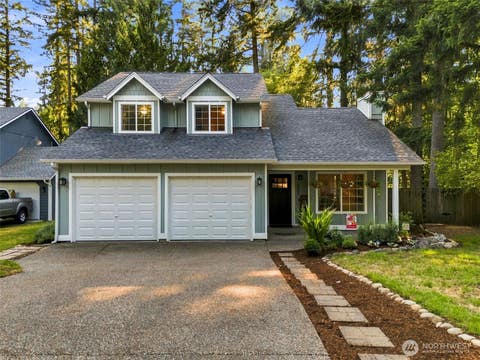 Photo of 8209 Run Drive SE, Olympia, WA 98513 (MLS # 2567356)