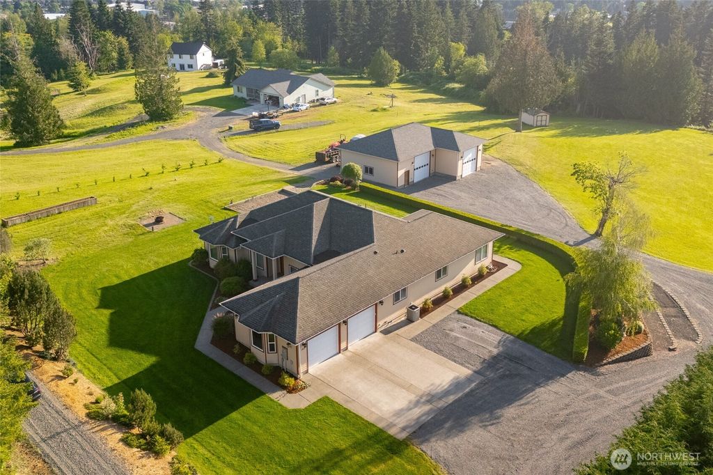 Photo of 142 Nugget Drive, Centralia, WA 98531 (MLS # 2527842)