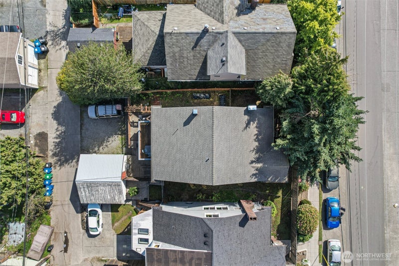 5016 7th Ave Ne