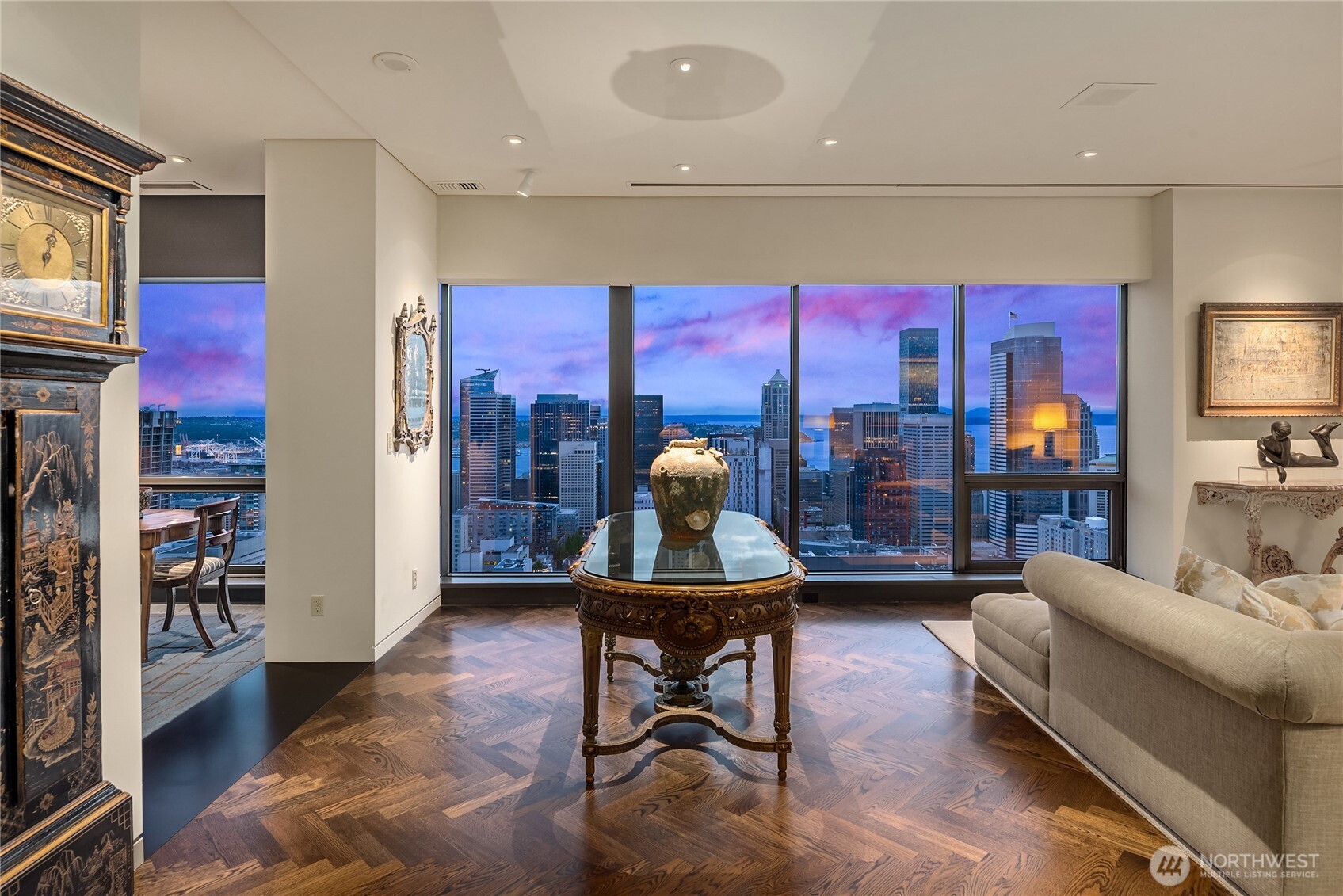 1301 Spring Street PH32