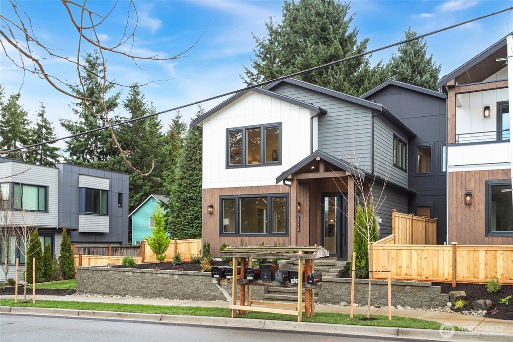 Photo of 8108 126th Avenue NE, Kirkland, WA 98033 (MLS # 2468451)