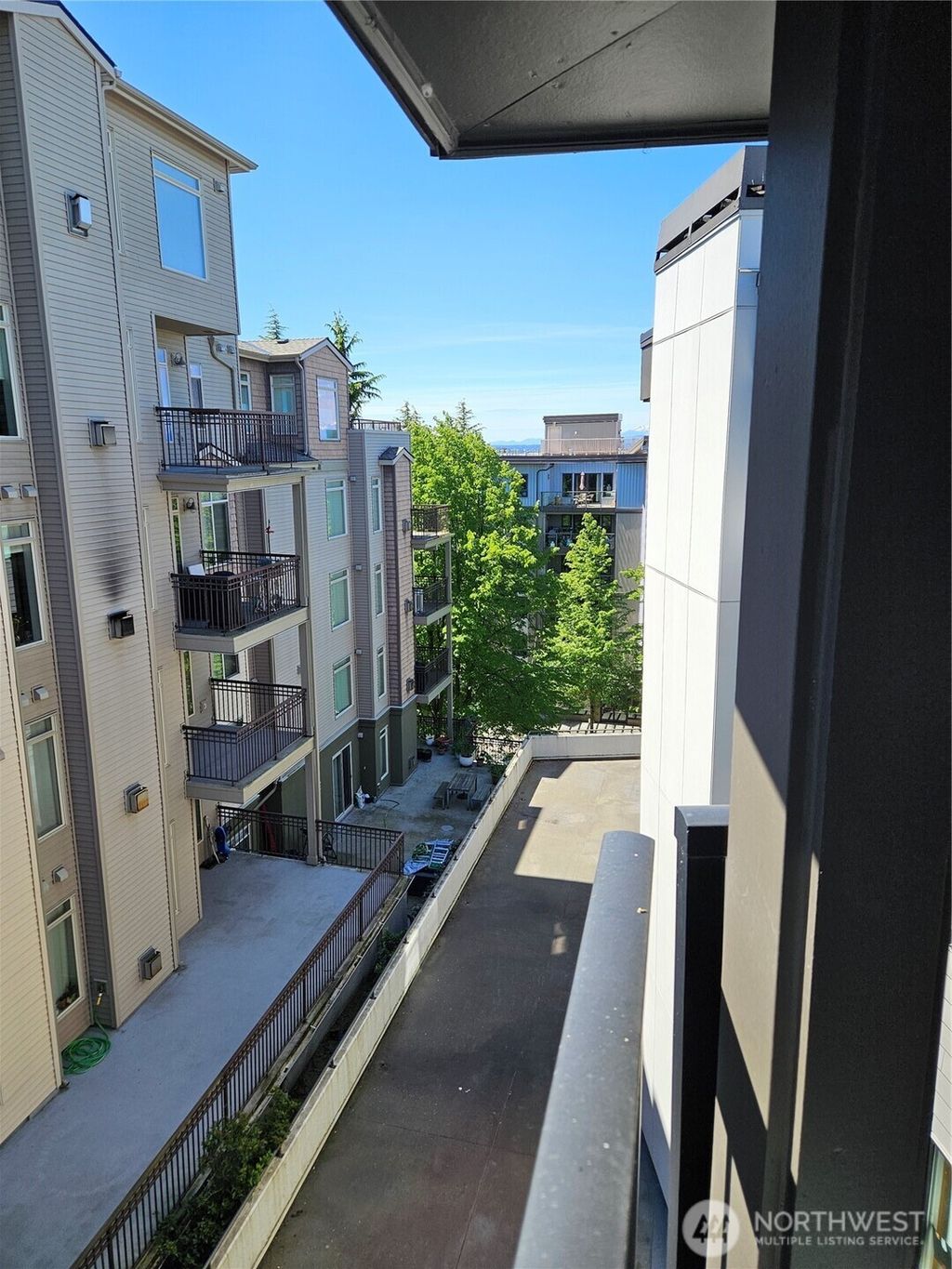 Photo of 5000 California Avenue SW #406, Seattle, WA 98136 (MLS # 2435592)