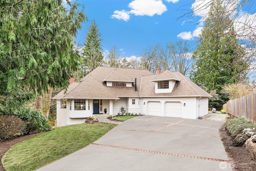Photo of 2123 241st Street SE, Bothell, WA 98021 (MLS # 2340638)