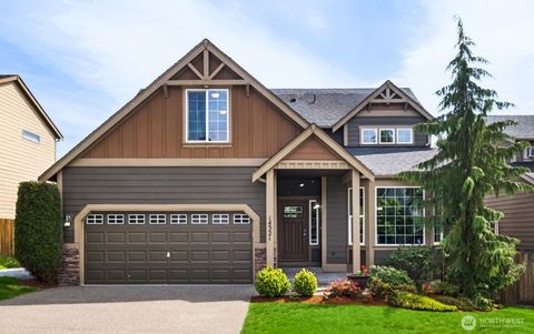 Photo of 14321 SE 278th Street, Kent, WA 98042 (MLS # 2523922)