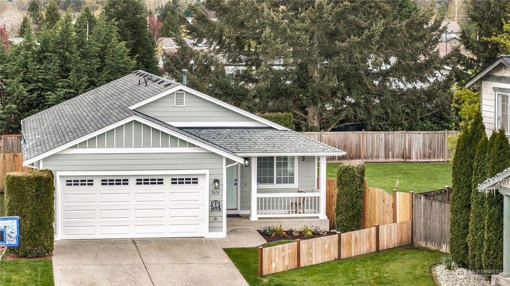 Photo of 5618 101st Place NE, Marysville, WA 98270 (MLS # 2221155)