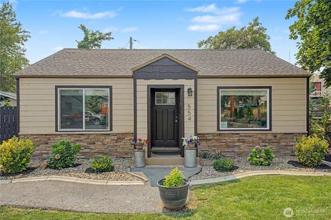 Photo of 554 SW 3rd Avenue, Ephrata, WA 98823 (MLS # 2568195)