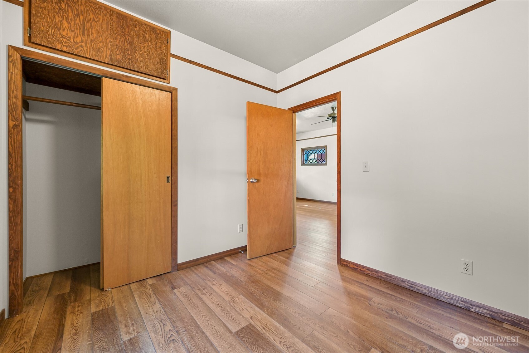 Bellingham, Washington 98225, United States, 2 Bedrooms Bedrooms, ,1 BathroomBathrooms,Residential,Pending,195666