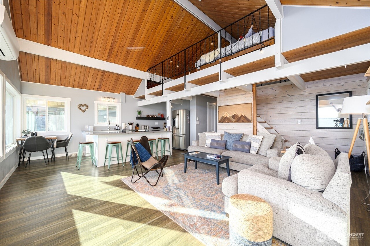 4144 Saltspring Drive