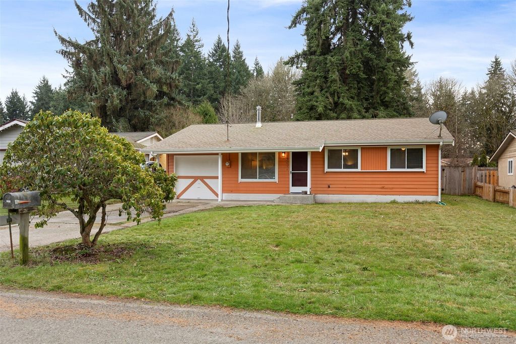 Photo of 1341 NE Vena Avenue, Bremerton, WA 98311 (MLS # 2472682)