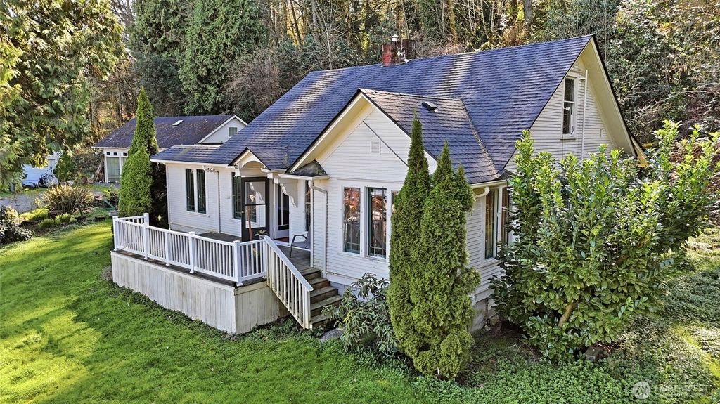 Photo of 5224 Lowell Larimer Road, Everett, WA 98208 (MLS # 2501061)