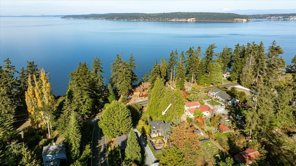 Photo of 3028 Saratoga Road, Langley, WA 98260 (MLS # 2588130)