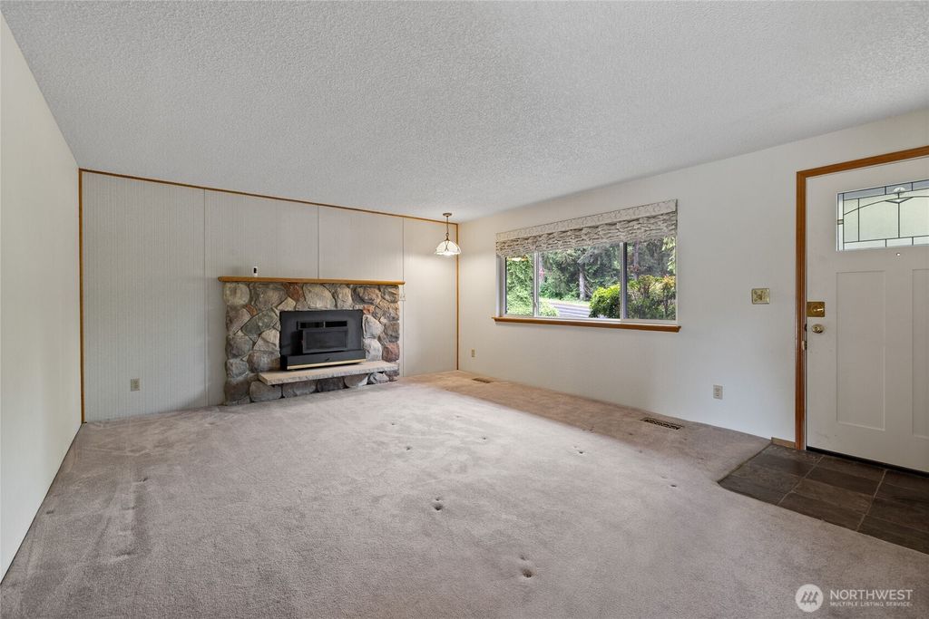 Photo of 11601 86th Avenue E, Puyallup, WA 98373 (MLS # 2524602)