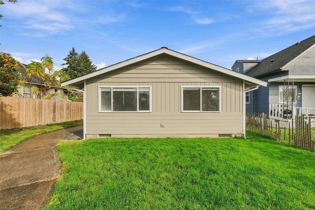 Photo of 2349 S L Street, Tacoma, WA 98405 (MLS # 2599295)