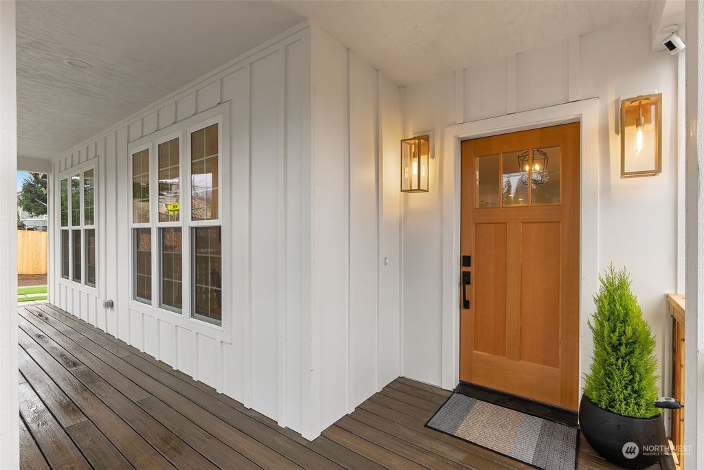 Photo of 1607 Goat Trail Road, Mukilteo, WA 98275 (MLS # 2189199)