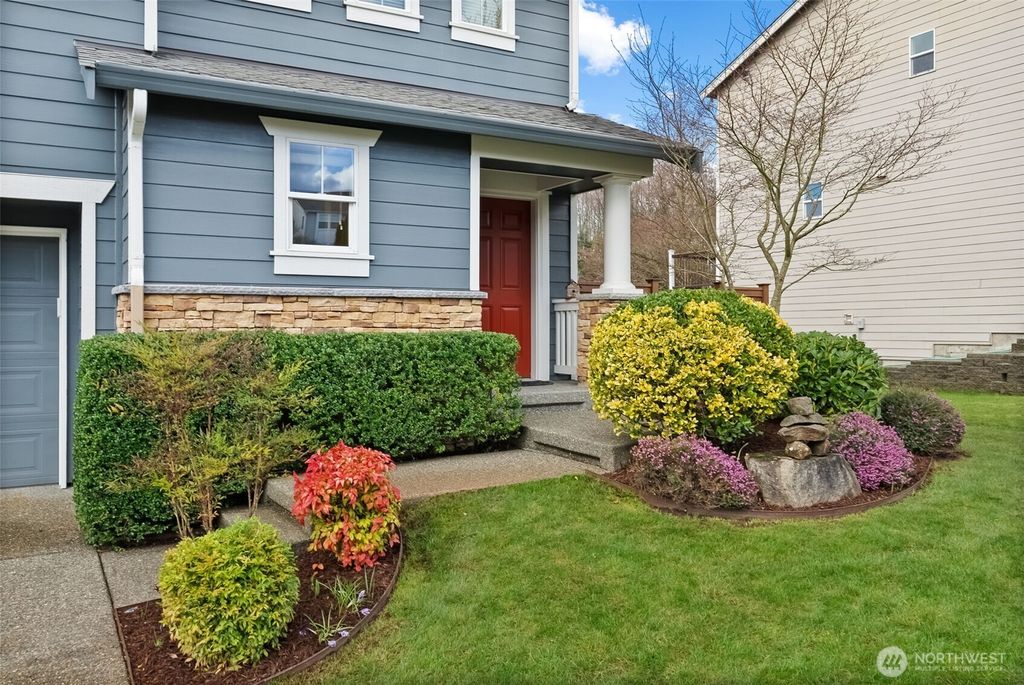 Photo of 2017 Kennewick Place NE, Renton, WA 98056 (MLS # 2344713)