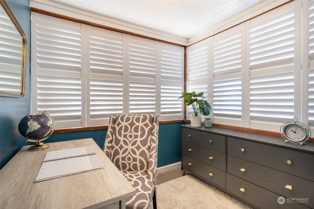 listing image 9369105786807576127
