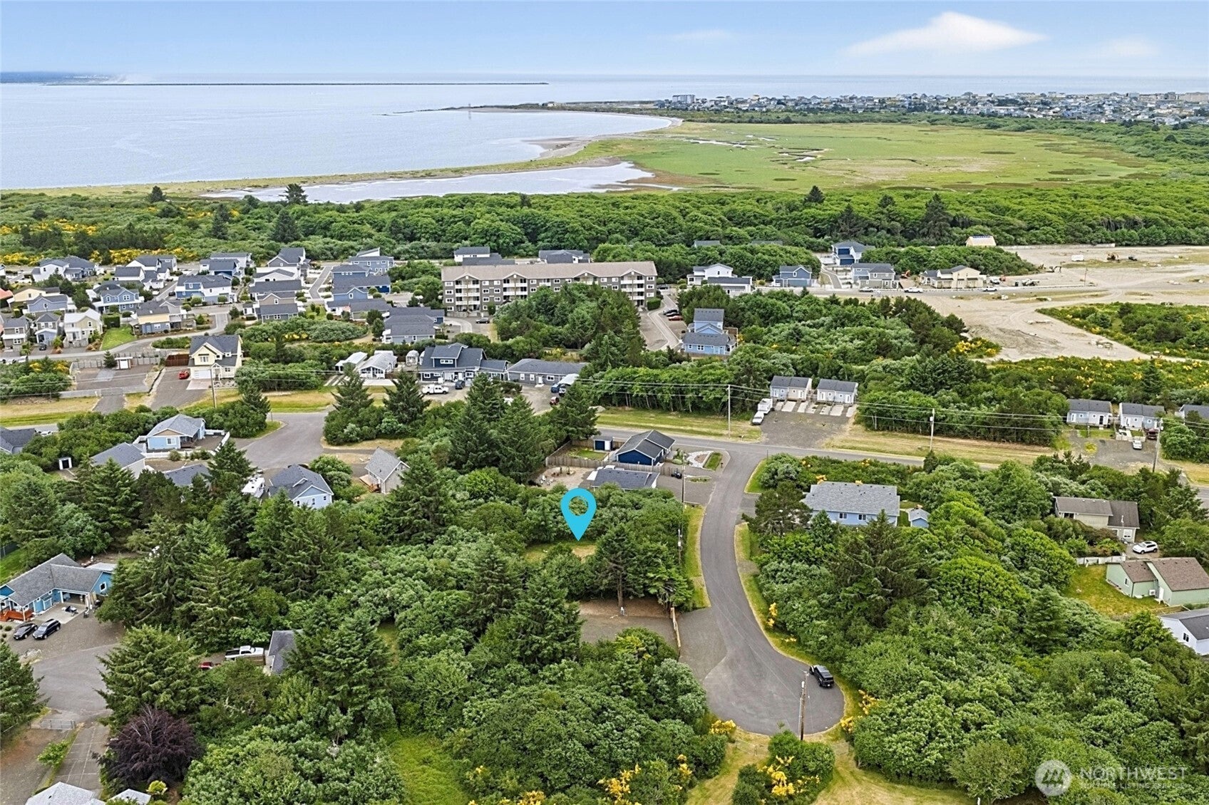 284 Captains Court SW