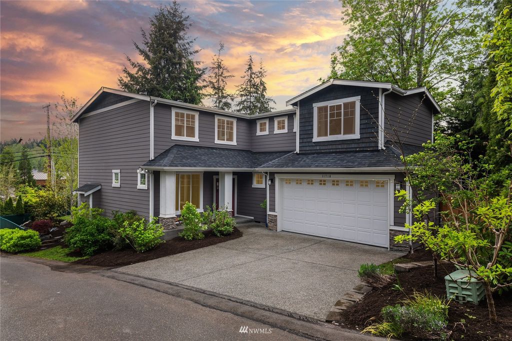 Photo of 11710 NE 112th Street, Kirkland, WA 98033 (MLS # 1925137)