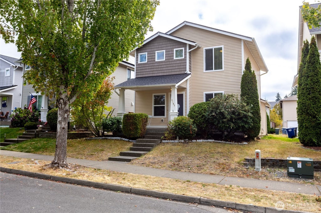 Photo of 3167 Shaw Street, Dupont, WA 98327 (MLS # 2587286)