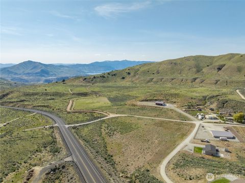 Photo of 1 Spring Canyon Road, Orondo, WA 98843 (MLS # 2385826)