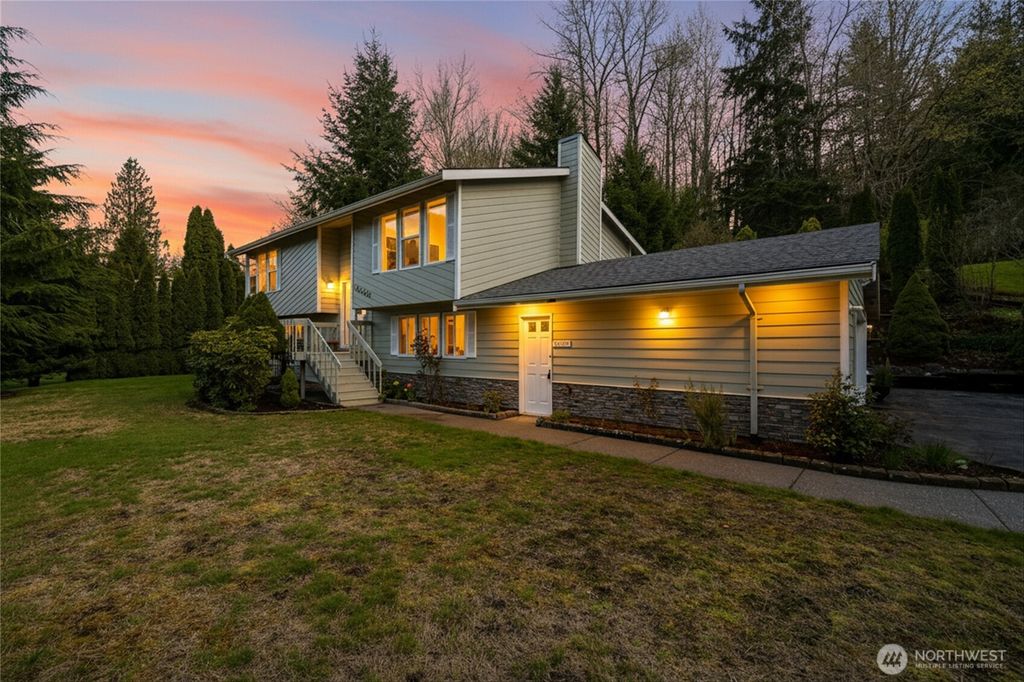 Photo of 2066 Jefferson Avenue, Bellingham, WA 98229 (MLS # 2508771)