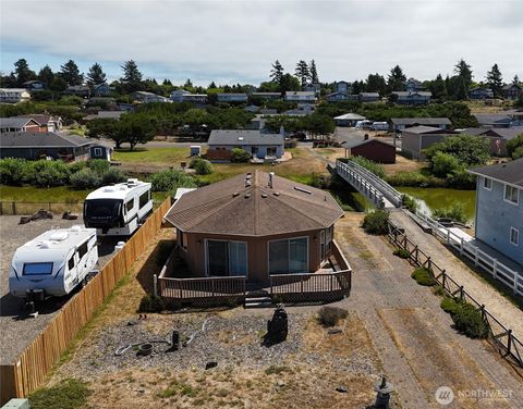 Photo of 34500 G Street, Ocean Park, WA 98640 (MLS # 2411774)