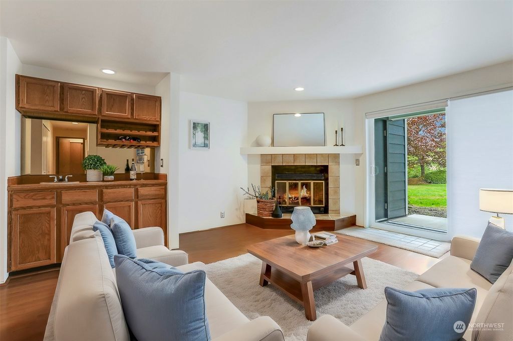 Photo of 150 NE 95th Street #104, Seattle, WA 98115 (MLS # 2229505)