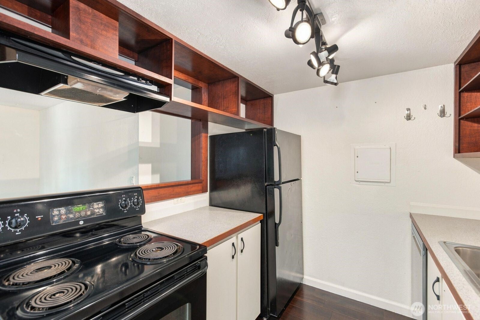 14010 Juanita Drive NE C6