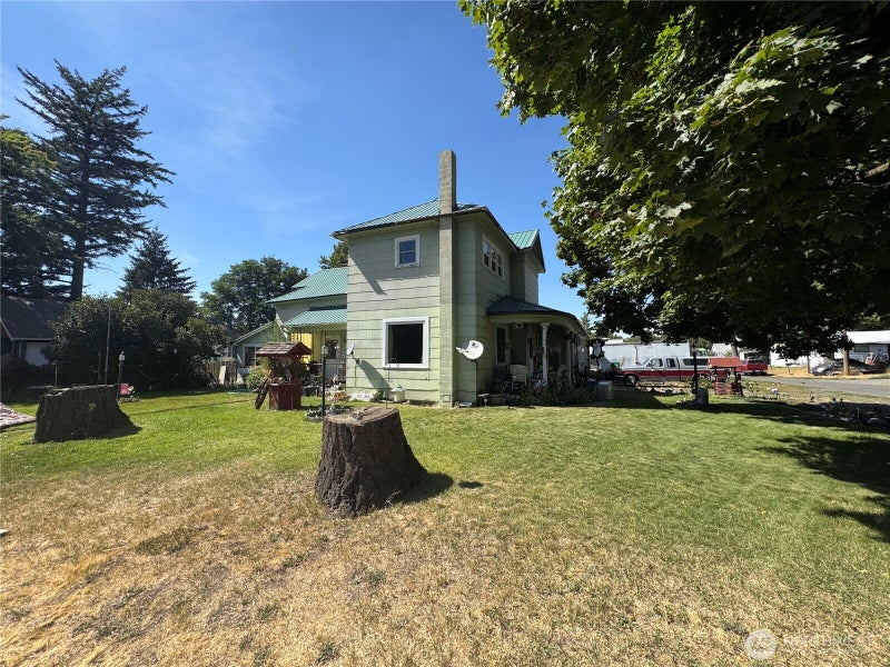 610 S 5th Street