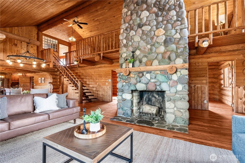 1231 Willeys Lake Rd