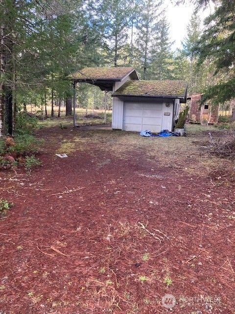 621 N Rainbow Way E Hoodsport WA 98548