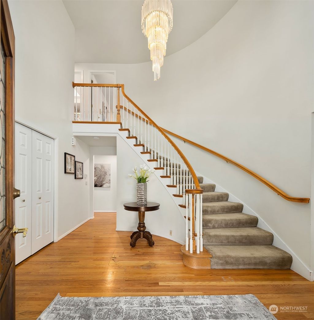 Photo of 4525 169th Place SE, Bellevue, WA 98006 (MLS # 2014010)
