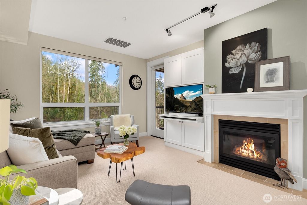 Photo of 18707 SE Newport Way #412, Issaquah, WA 98027 (MLS # 2337975)