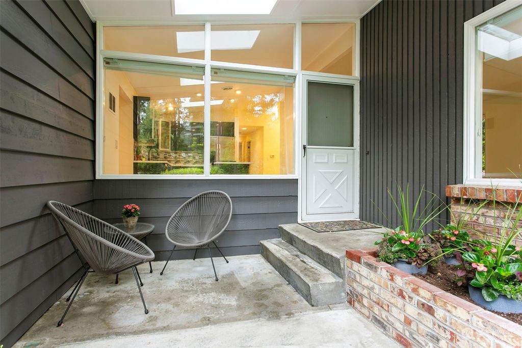 Photo of 18833 NE 165th Street, Woodinville, WA 98072 (MLS # 2237348)