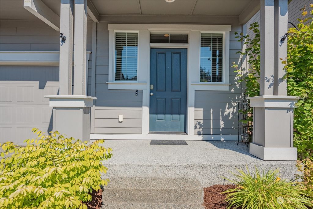 Photo of 1307 101st Avenue SE, Lake Stevens, WA 98258 (MLS # 2266843)