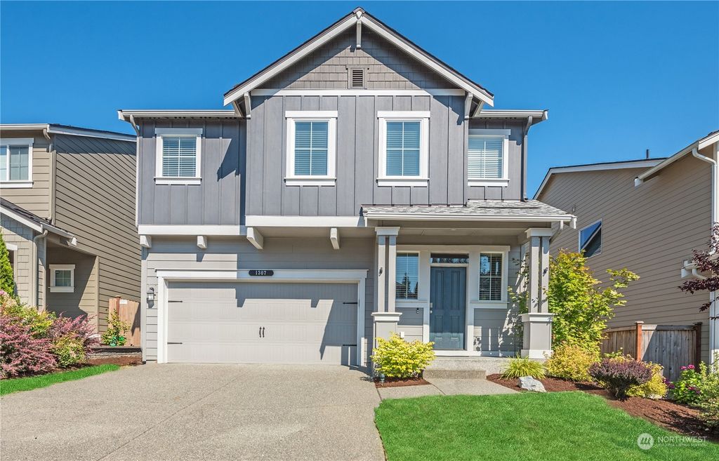 Photo of 1307 101st Avenue SE, Lake Stevens, WA 98258 (MLS # 2266843)