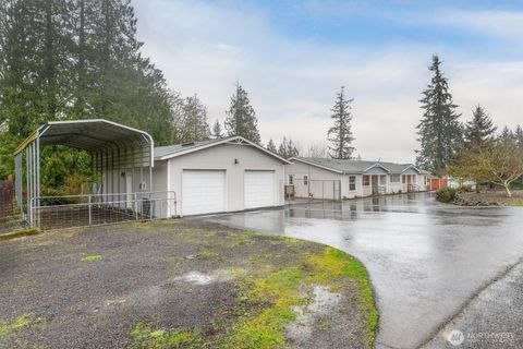 Photo of 149 Trapper Lane, Kelso, WA 98626 (MLS # 2463311)
