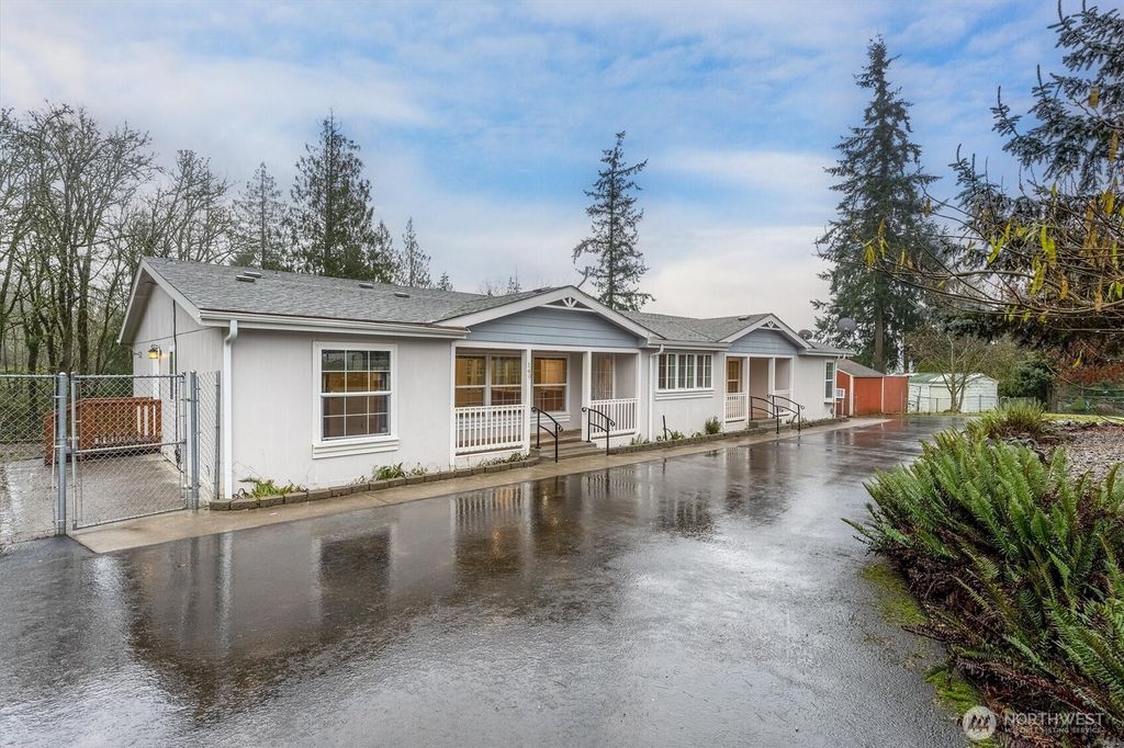 Photo of 149 Trapper Lane, Kelso, WA 98626 (MLS # 2463311)