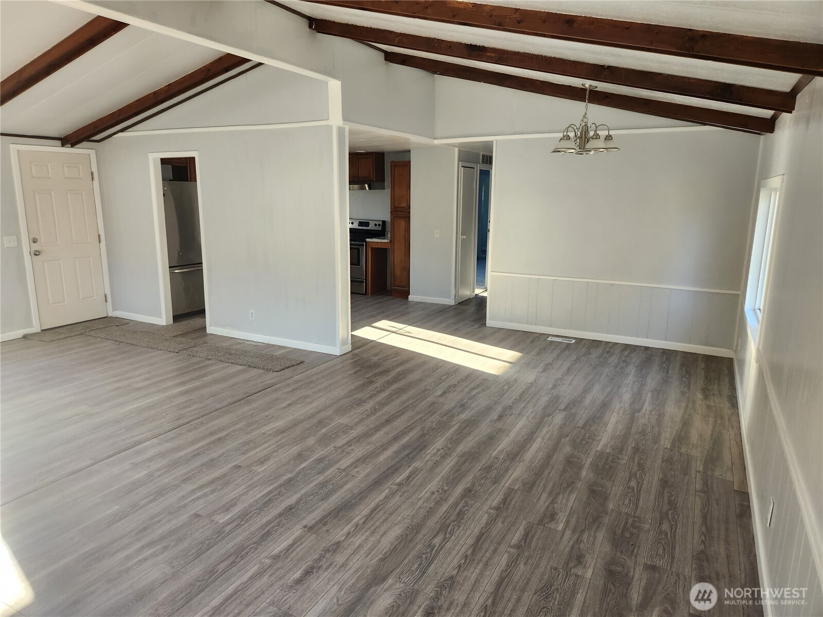 2958 Mountain View Road F