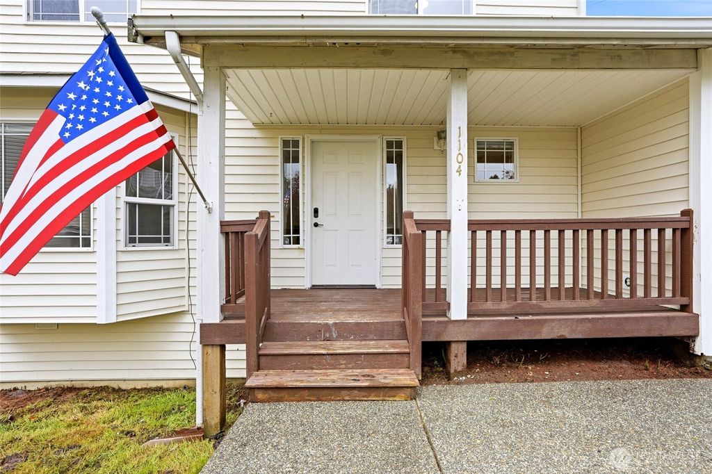 Photo of 1104 20th Street, Snohomish, WA 98290 (MLS # 2507810)