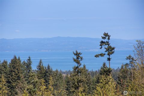 Photo of 112 Chasewood Drive, Port Angeles, WA 98363 (MLS # 2528480)
