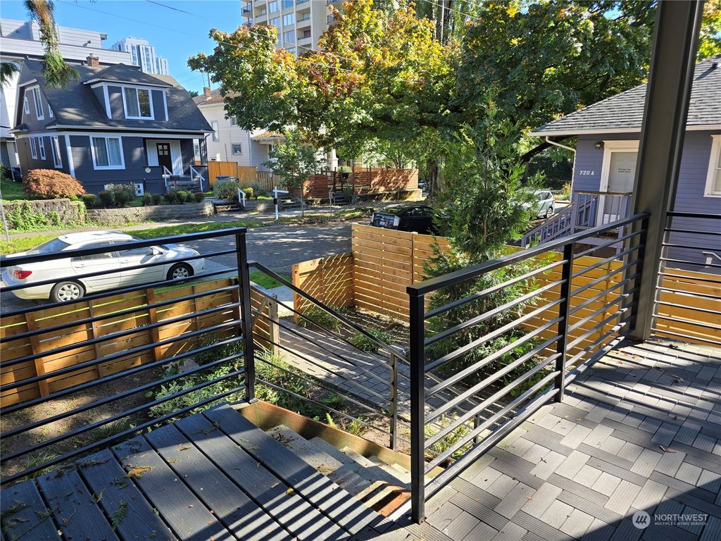 Photo of 4711 8th Avenue NE, Seattle, WA 98105 (MLS # 2326628)