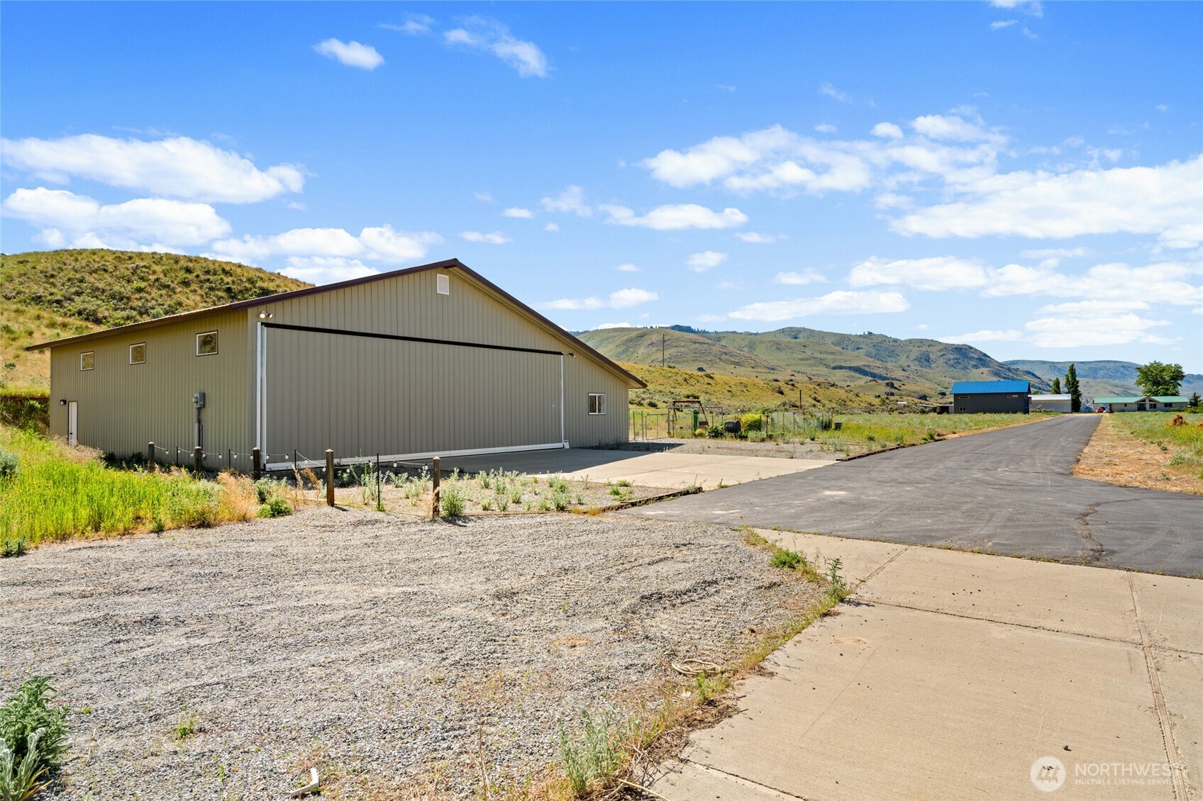 675 Peach Road