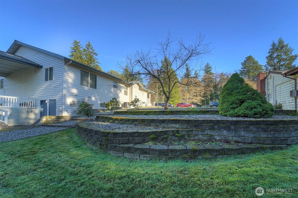 Photo of 3029 Pickering Avenue NE, Bremerton, WA 98310 (MLS # 2471642)