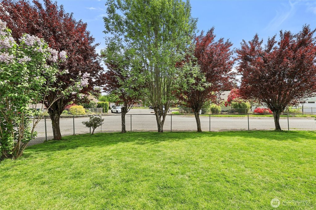 Photo of 111 Paradise Parkway, Granite Falls, WA 98252 (MLS # 2372118)