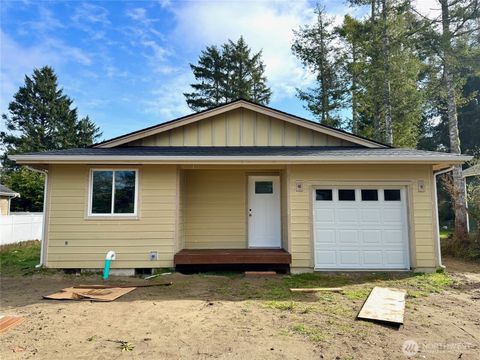 Photo of 660 Itswoot Avenue SE, Ocean Shores, WA 98569 (MLS # 2453841)