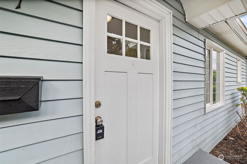 Photo of 2541 13th Avenue W, Seattle, WA 98119 (MLS # 2192030)