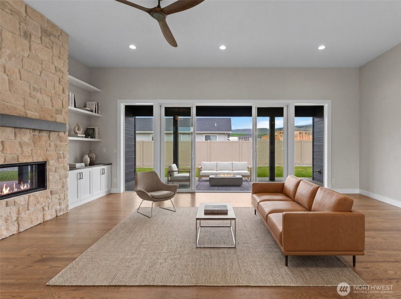 2244 Brinley Court